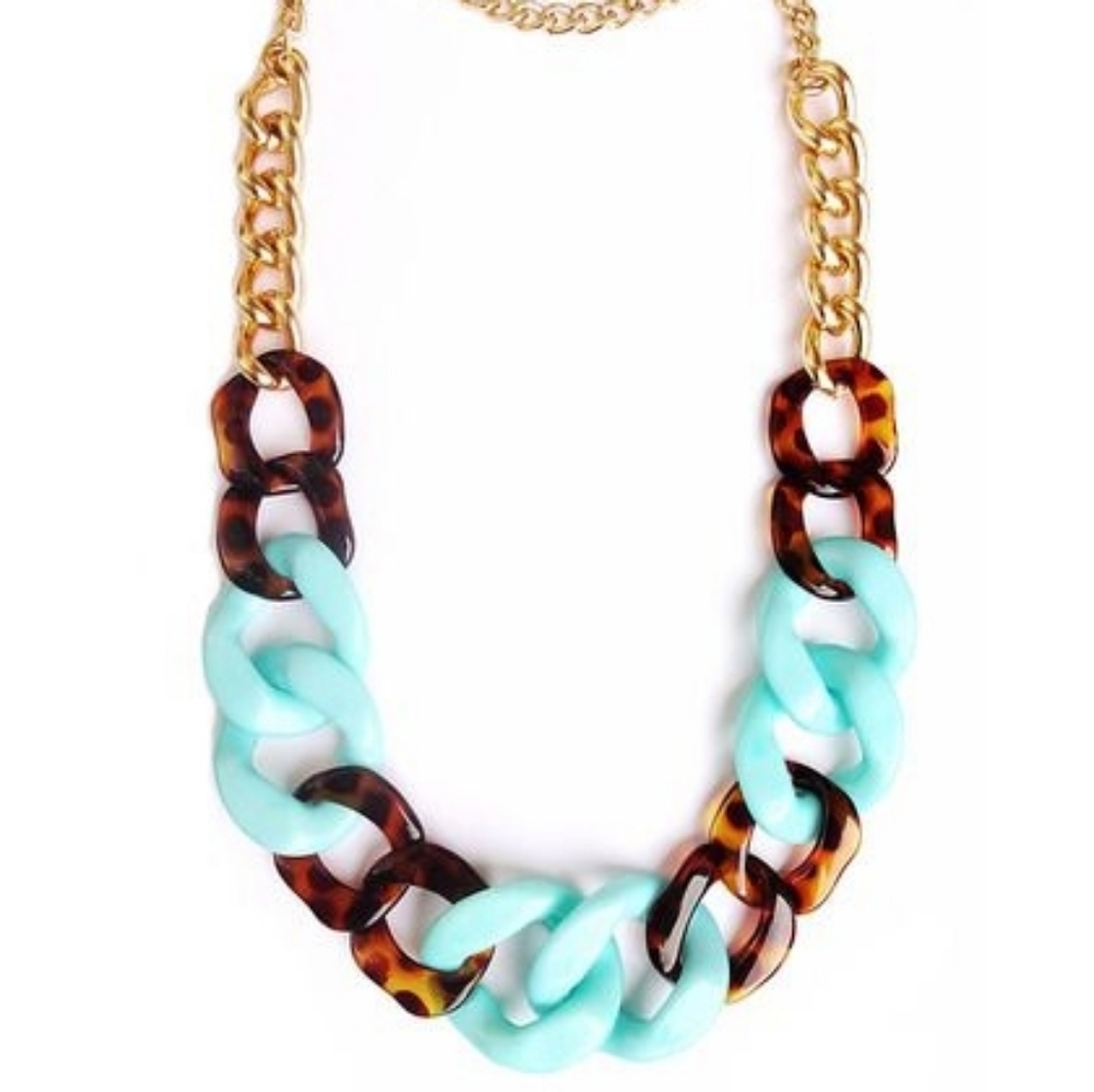 Jewelmint Paradise City Necklace